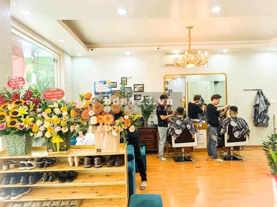 Sang nhượng thương hiệu và địa điểm kinh doanh Salon tóc nam 300m2 tại Hà Nội – Quận Thanh Xuân: