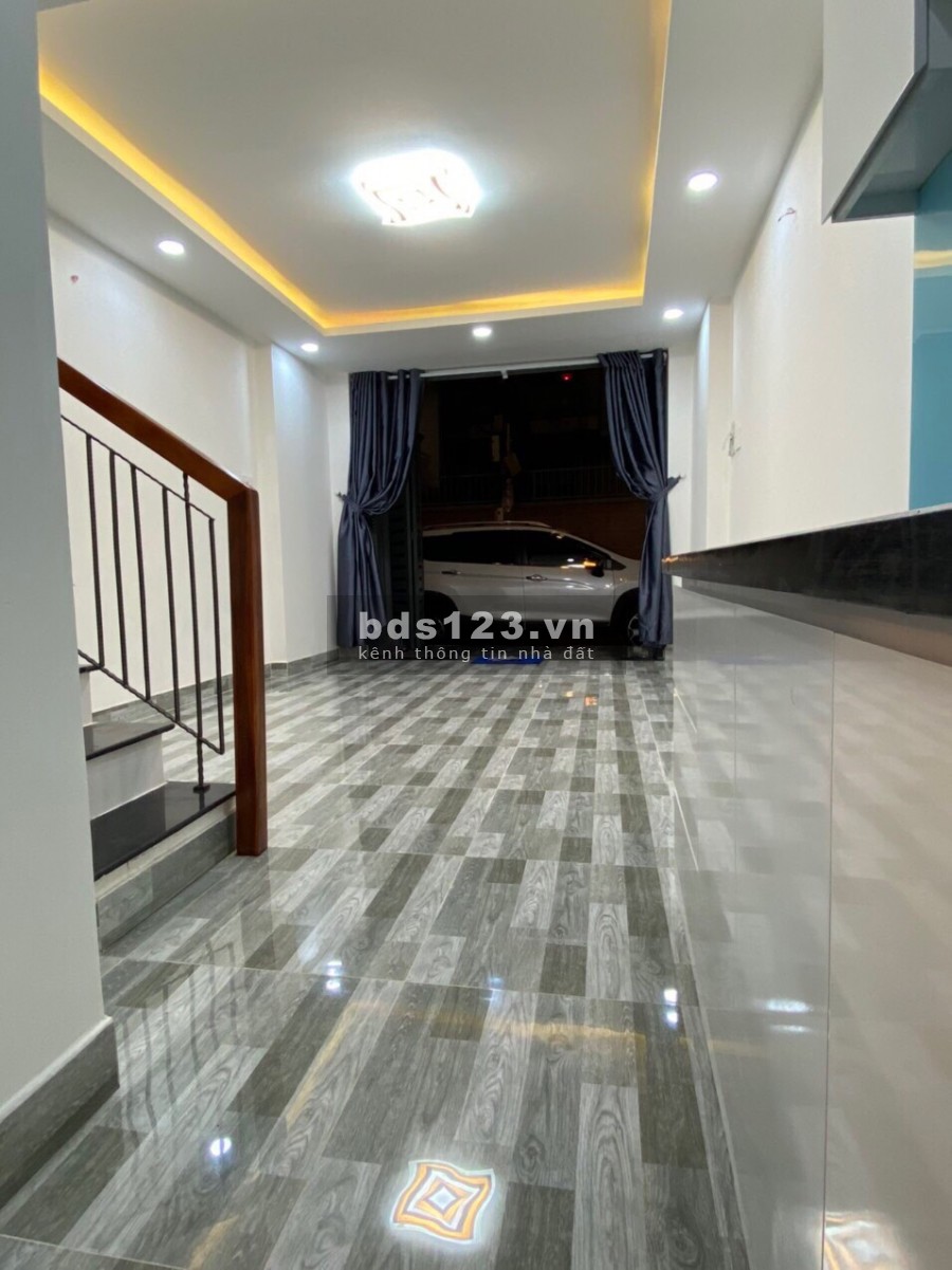 Bán Gấp Nhà Phố Lê Quang Định, Gò Vấp Hẻm Xe Tải, Giá Tốt Nhà Mới 99%, Khu An Ninh Cao