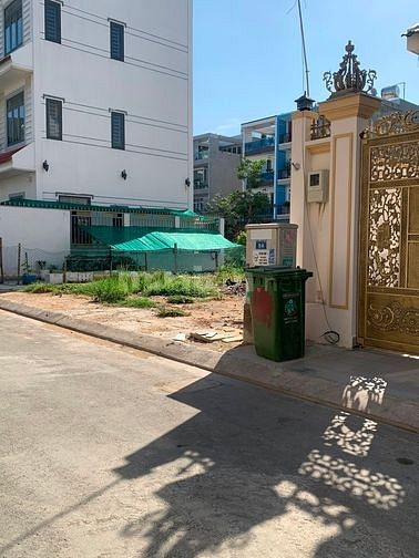 Cần bán gấp lô đất MT sát khu Tên Lửa, mặt tiền đường nhựa lớn