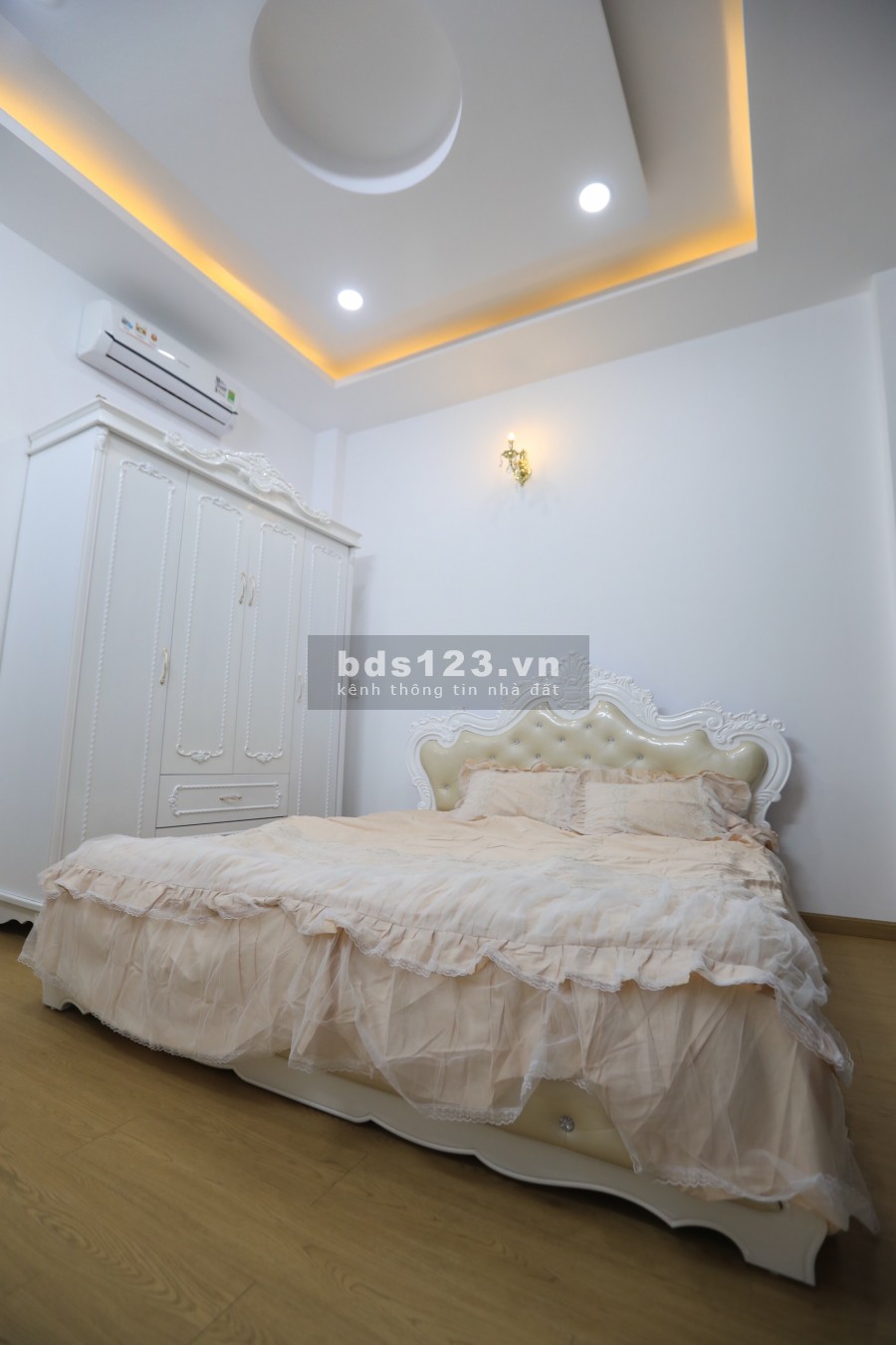 33/60 khu lý phục mang Q7.Nhà mới xịn sò cao cấp