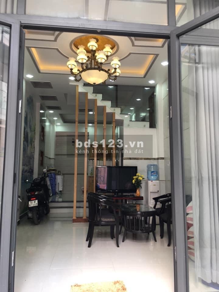 Bán nhà đúc 3.5 tấm, 4x12m, hẻm 6m đường Mã Lò, Bình Tân