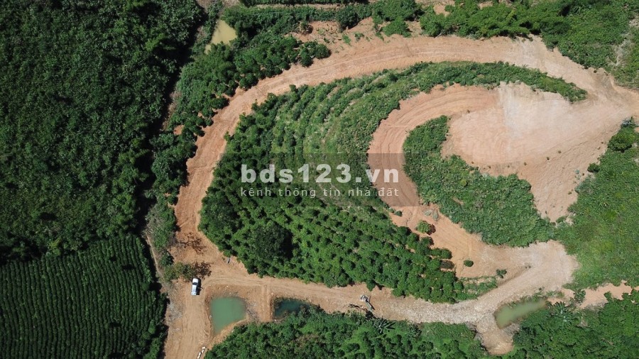 Cần bán 18000m2 đất có hồ đầu tư sinh lời tốt