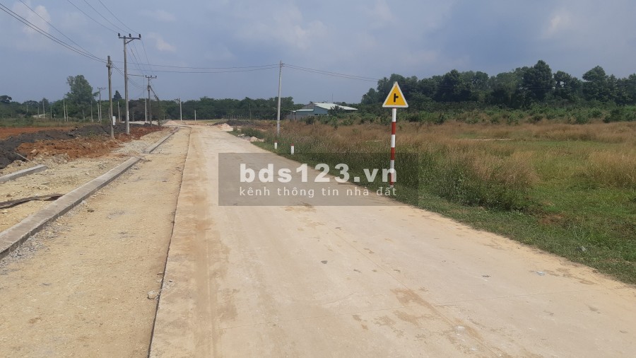 Đất liền kề khu công nghệ cao HD 450