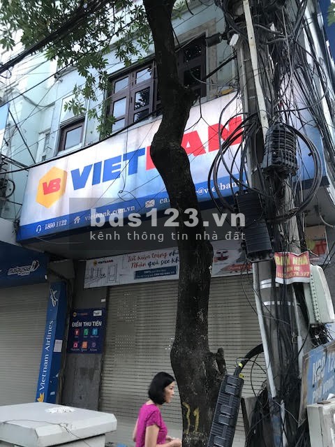 Nhà mặt phố Vọng, 3 tầng riêng biệt thuận tiện làm cơ sở kinh doanh, bán hàng, hoặc làm văn phòng giao dịch, làm việc.