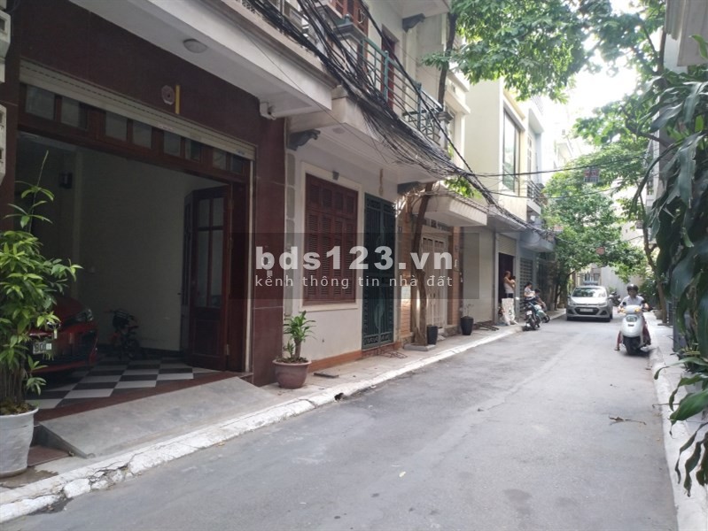 SIÊU HIẾM, nhỉnh 6 tỷ có nhà Quỳnh Mai 56m2x4T, Ô TÔ ĐỖ, VỈA HÈ