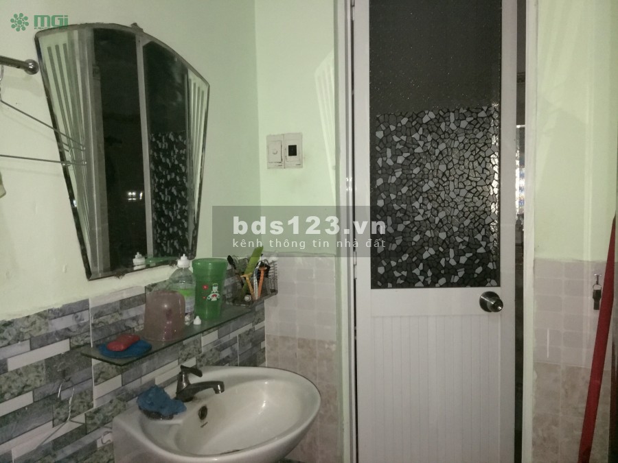  NHÀ HẺM OTO NGAY TRUNG TÂM QUẬN BÌNH TÂN 