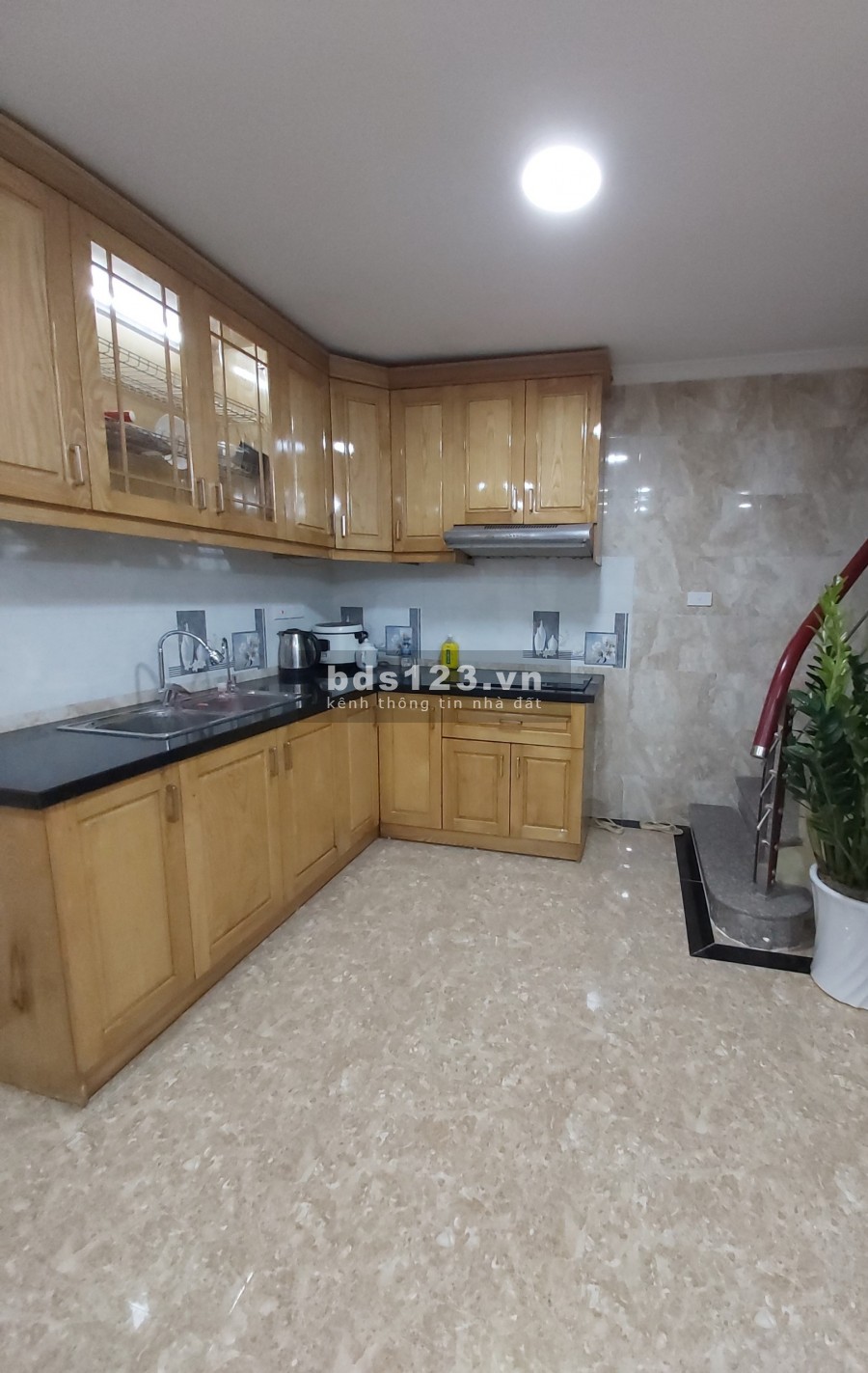 Bán nhà mặt ngõ Đào Tấn, Ba Đình, dt 29 m, 3 tầng, mt 4,2 giá 3 tỷ