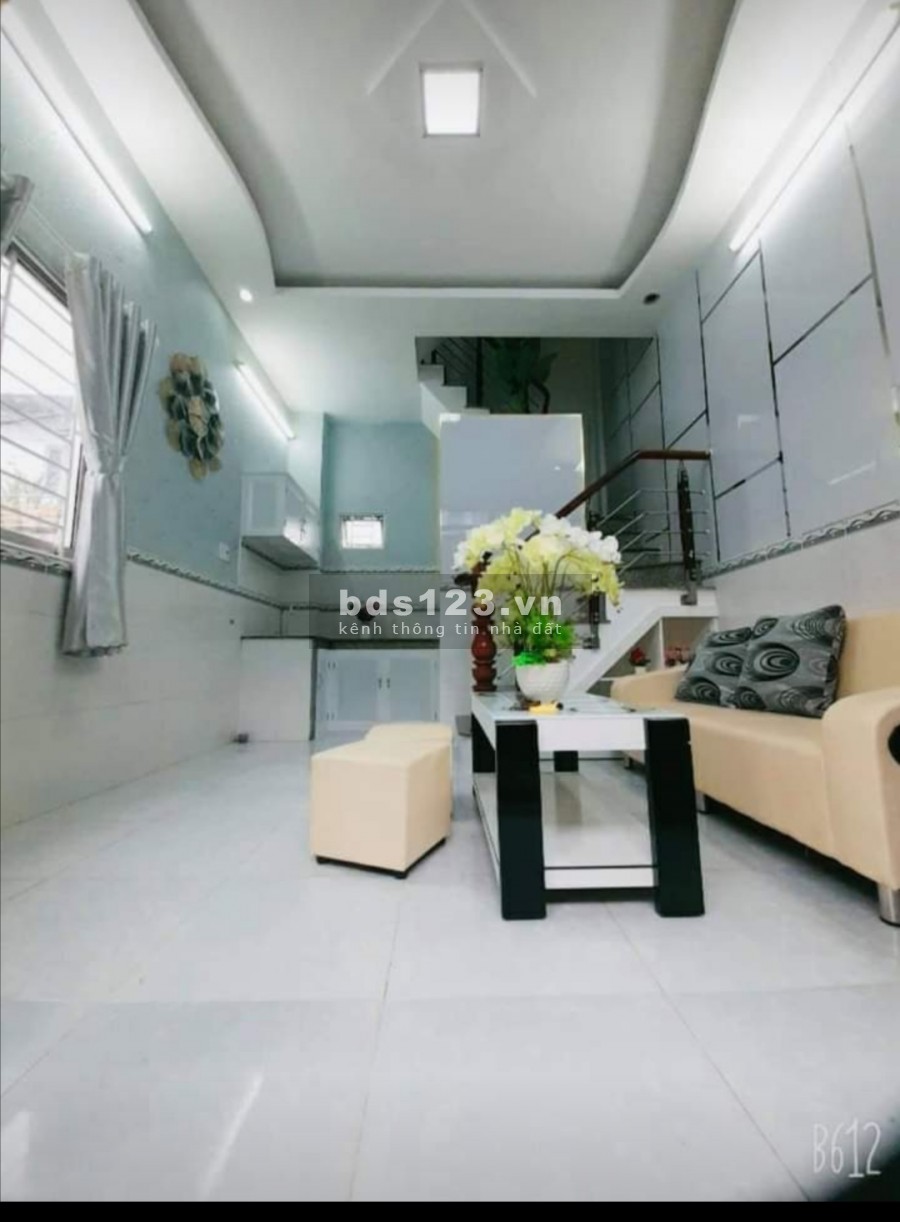 CMT8 25m2 - 3.65 tỷ - Bán Nhà Quận 10 Giả Rẻ