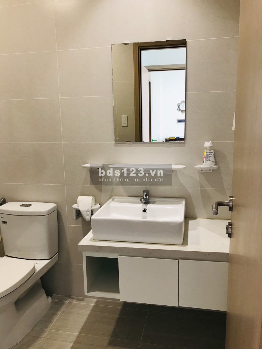 Căn 2pn Jamila Q9 view sông, full nội thất bao đẹp, có sổ giá 2.65 tỷ bao hết thuế phí.