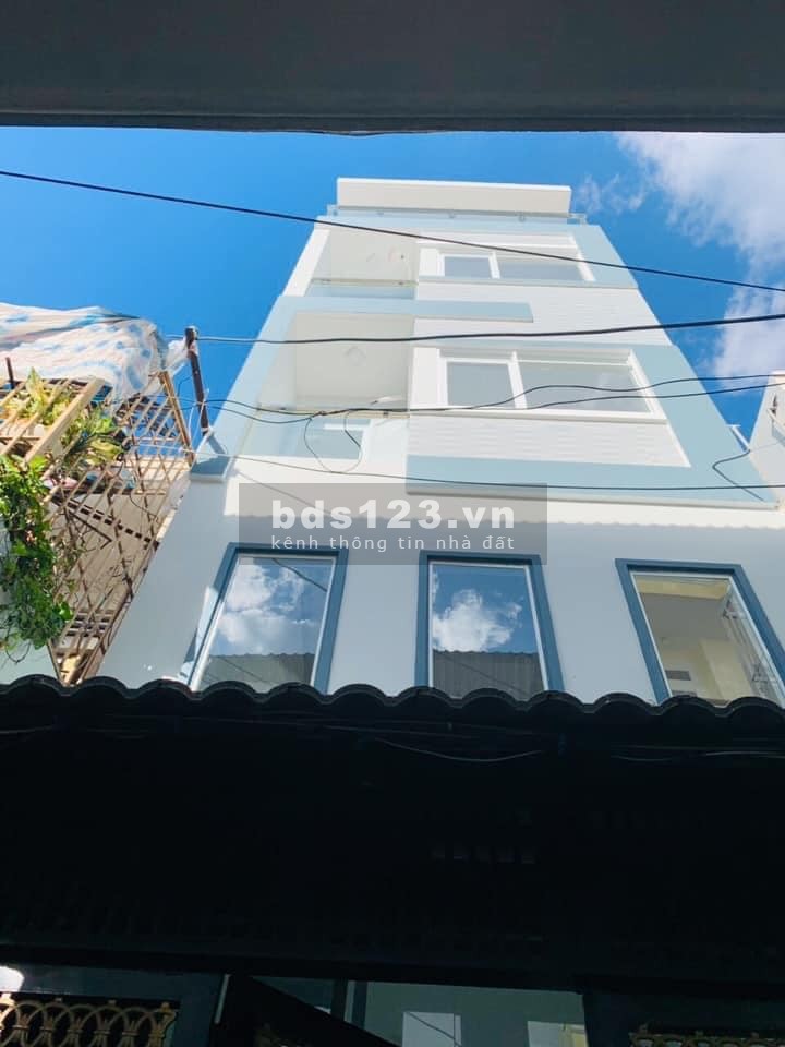 BÁN NHÀ NGUYỄN TẤT THÀNH, HXH, 43M2, 04 TẦNG, 6.7 TỶ, PHƯỜNG 18, QUẬN 04.