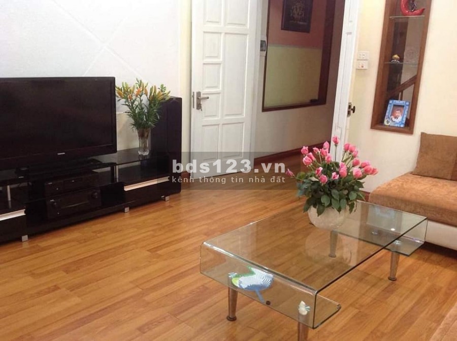 Bán gấp nhà siêu đẹp Đường Láng, ngõ thông tứ tung, DT 50m2, 5 tầng, mt 4.3m, 4.75 tỷ, tặng toàn bộ nội thất xịn sò