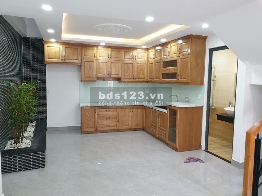 Bán nhà 1T3L mới xây HXH ngay Nguyễn Văn Đậu DT 70m2 giá 7 tỷ