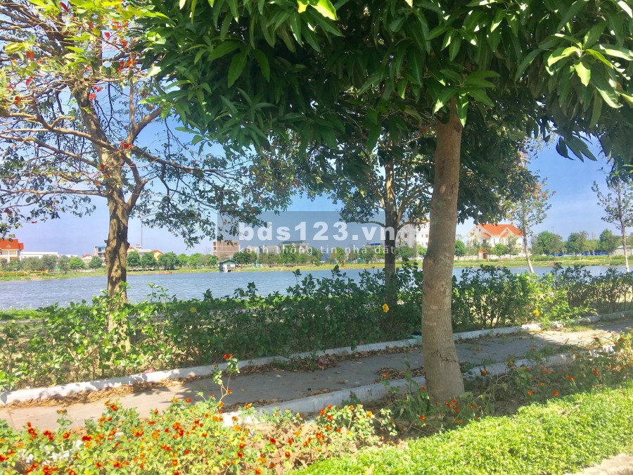 Chính chủ bán lô đất ALK 09 cần nhượng lại gấp Diện tích: 100m2. Mặt tiền 5m