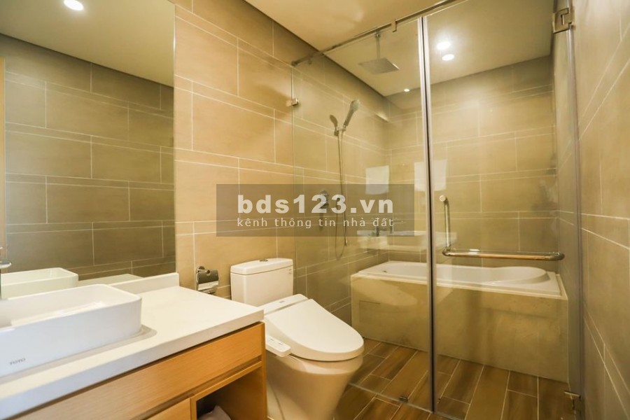 Chung cư Dịch Vọng, ở ngay, Cạnh Yên Hòa và Đối diện công viên Cầu Giấy - Hotline: 083,848,9898