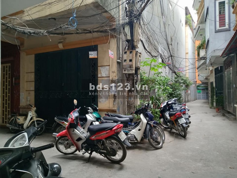 BÁN NHÀ LÔ GÓC NGUYỄN PHÚC LAI 45M2, MT 4M Ô TÔ VÀO TẬN CỬA 50M RA HỒ HOÀNG CẦU