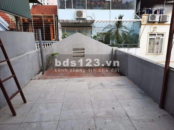 Phân Lô Ô Tô Đỗ Cửa 43m2 Cầu Giấy Quận Chỉ 5.8 tỷ