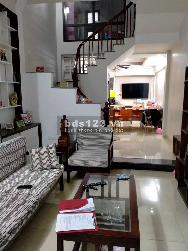 Mặt phố Thanh Xuân 36m x 4 Tầng, Ô Tô Vào Nhà, Kinh Doanh Cực Đỉnh Giá 5.5 Tỷ.