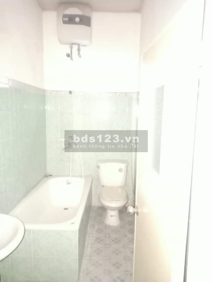 BÁN NHÀ LÔ GÓC NGUYỄN PHÚC LAI 45M2, MT 4M Ô TÔ VÀO TẬN CỬA 50M RA HỒ HOÀNG CẦU