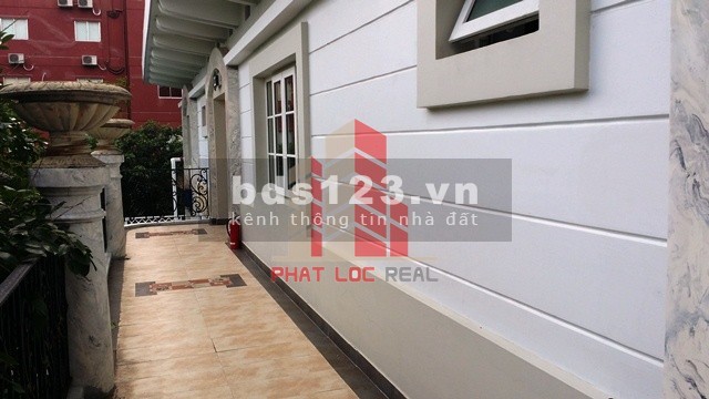 Cho thuê căn hộ Parkway Villas Hoàng Văn Thụ 2 phòng ngủ / 2WC DT 150m2 tiện nghi cao cấp 21 Triệu (bao phí quản lý)