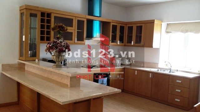 Cho thuê căn hộ Parkway Villas Hoàng Văn Thụ 2 phòng ngủ / 2WC DT 150m2 tiện nghi cao cấp 21 Triệu (bao phí quản lý)