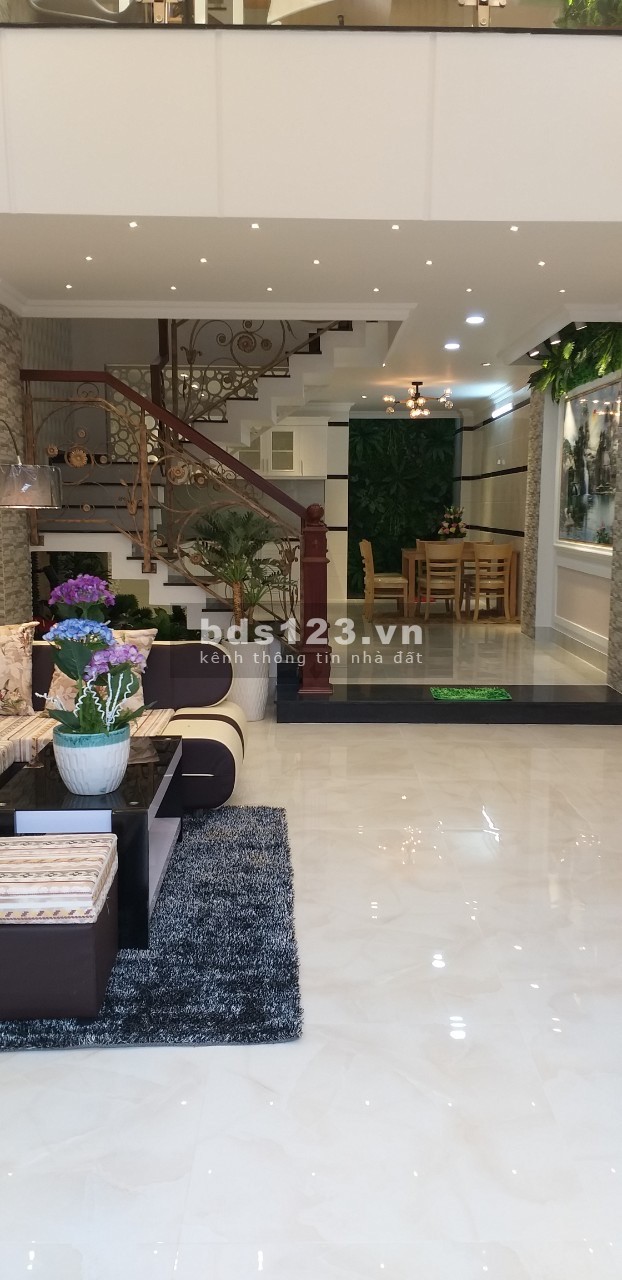 Bán nhà phố đẹp Đường phạm văn chiêu , phường 08, Quận Gò vấp