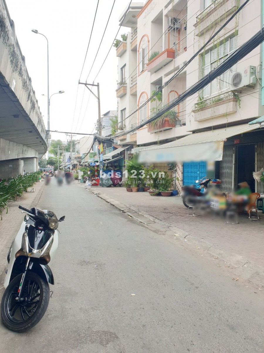 Nhà 1 lầu mặt tiền đường Chánh Hưng Phường 9 Quận 8