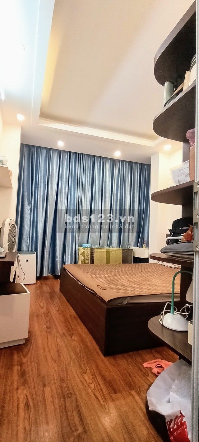 Mai Anh Tuấn 30m2, Kinh doanh, Ô tô đỗ cửa, 10m ra hồ, 2 tỷ 85. LH 0975823216