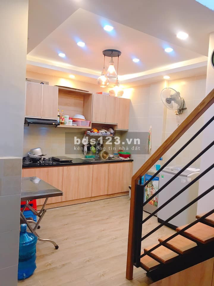 Hoàng Dư Khương, P12, Q10, 3 tầng, 38m2, Giá 4,6 tỷ
