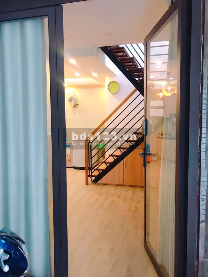 Hoàng Dư Khương, P12, Q10, 3 tầng, 38m2, Giá 4,6 tỷ