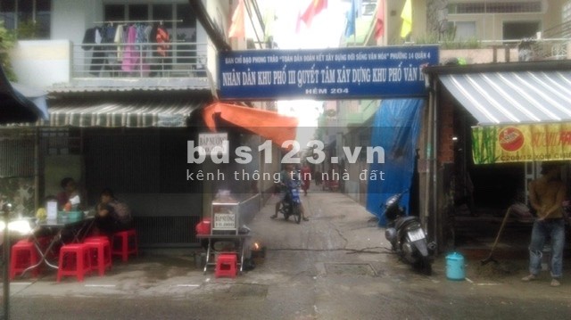 Chính chủ bán nhà 1/ chợ 200 . Xóm Chiếu.Q4
