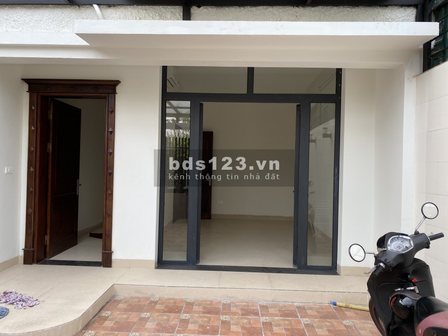 Cho thuê liền kề VOV Mễ Trì cạnh Vinhome GreenBay