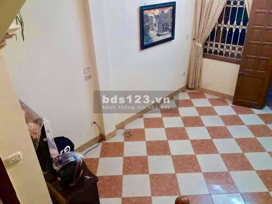 Đê Tô Hoàng, nhà rộng, ngõ thẳng, 49m2, 3 tầng, nhỉnh 3 tỷ, ko thể rẻ hơn, Hai Bà Trưng