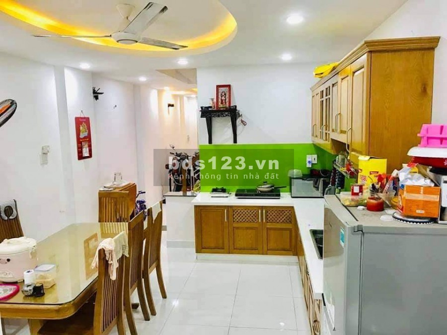 Bán nhà lô góc, 2 mặt tiền, KD dòng tiền cao Quận Bình Tân, 160m2, giá hơn 7 Tỉ