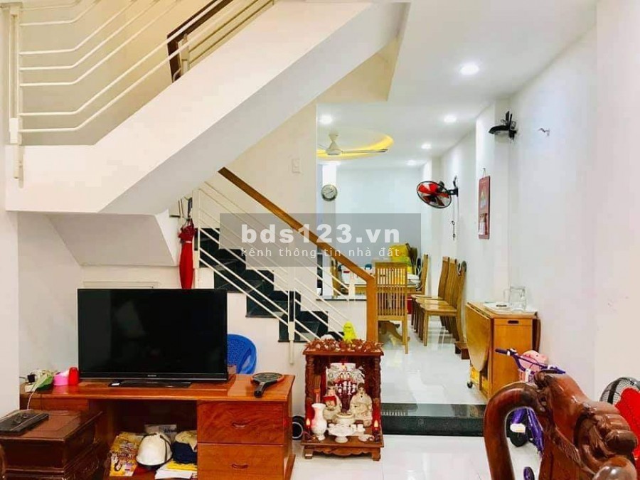 Bán nhà lô góc, 2 mặt tiền, KD dòng tiền cao Quận Bình Tân, 160m2, giá hơn 7 Tỉ
