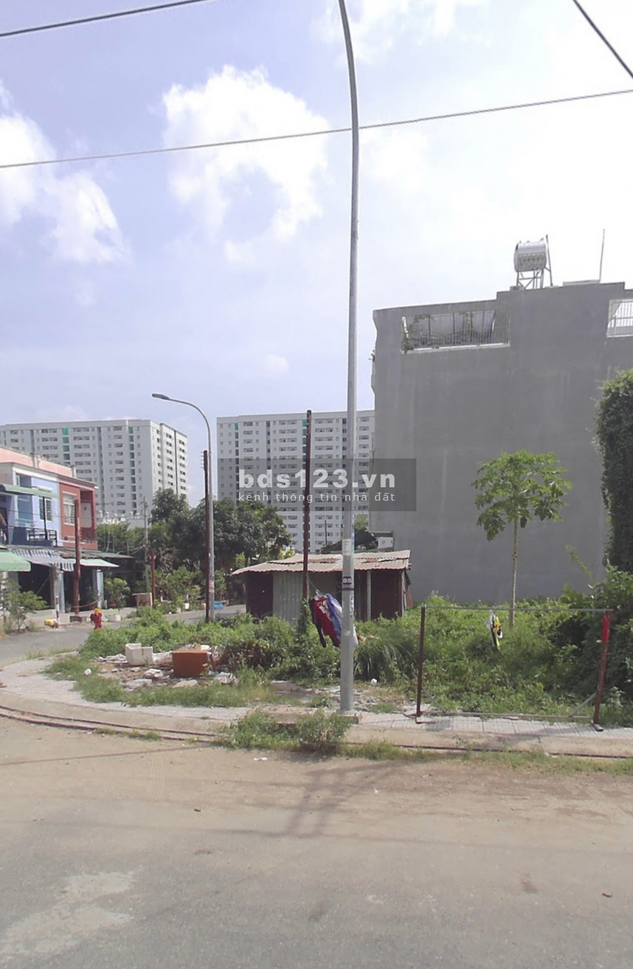Bán nhanh lô đất đường Cây Trâm, Gò Vấp giao với Phạm Văn Chiêu, giá 2,2tỷ, sổ riêng