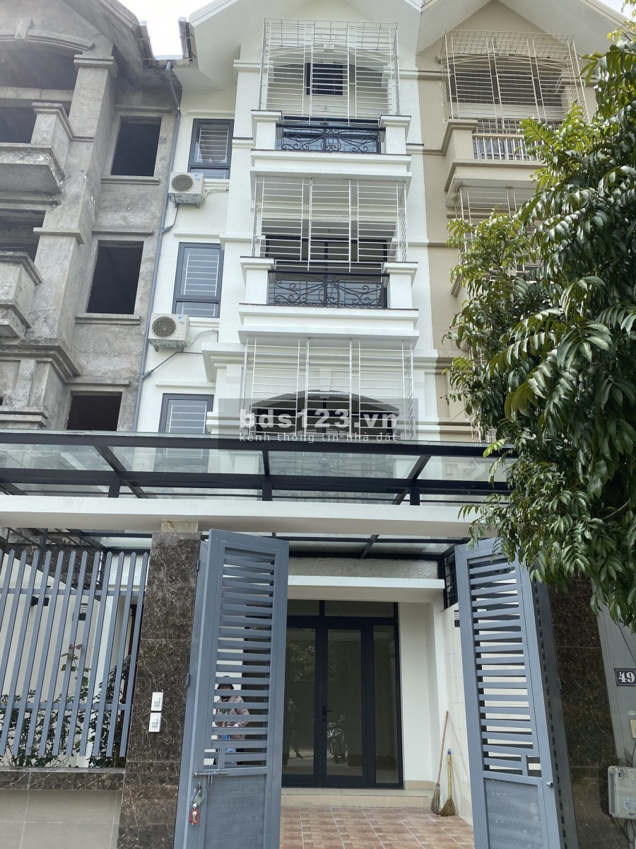 Cho thuê liền kề VOV Mễ Trì cạnh Vinhome GreenBay