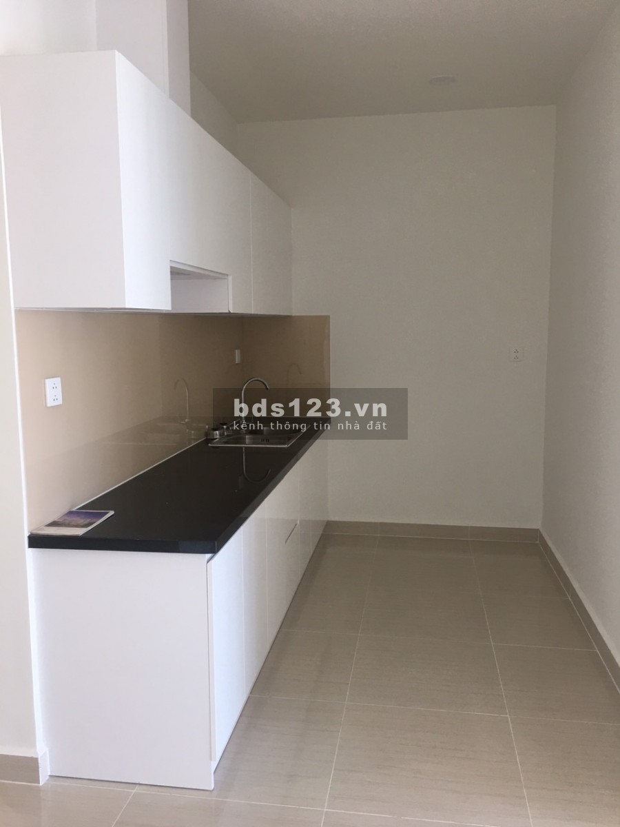 Cho thuê căn 1pn+1 56m có rèm, máy lạnh Moonlight Boulevard KDV giá 7 triệu/tháng. Lh: 0938308438
