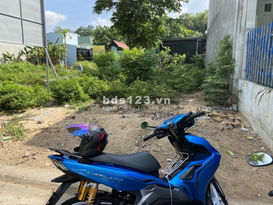 Vợ Chồng Ly Hôn Cần Bán Gấp 600m2 Đất Thổ Cư Có Sổ Hồng Riêng Bán Chia Tài Sản.Lh: 0969.739.583