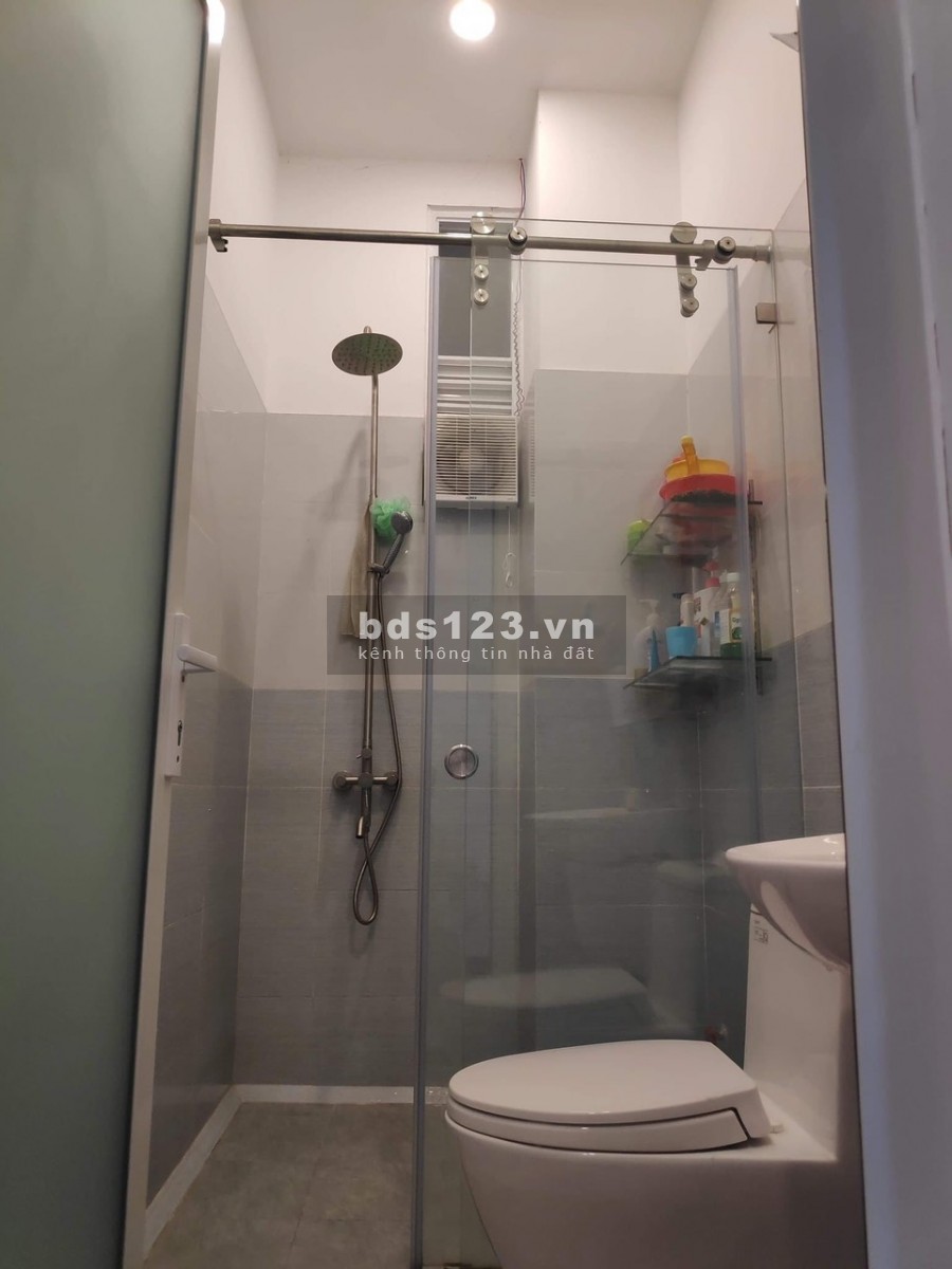 Nhà bán 2 lầu Nguyễn Văn Khối Gò Vấp 40m2 giá chỉ 2.8 tỷ. HXH, 3PN, DT(3.7x11)