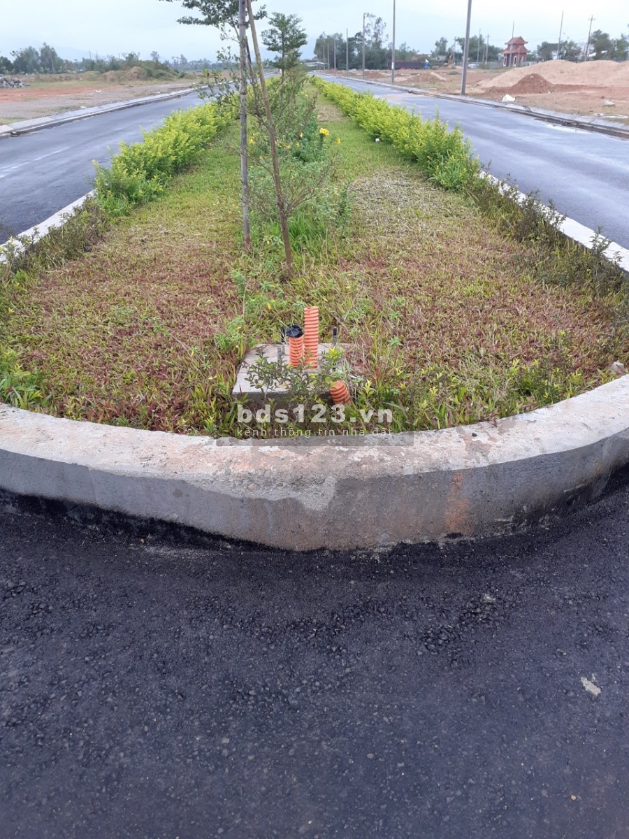 Bán đất mặt tiền đường QL1A - Phường Nhơn Hưng - An Nhơn - Sổ đỏ lâu dài