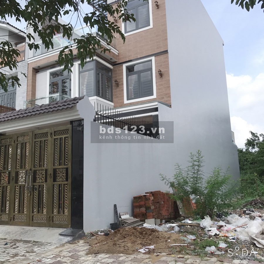Bán lô đất đẹp, liền kề khu công nhiệp, mặt tiền đường TP,HCM