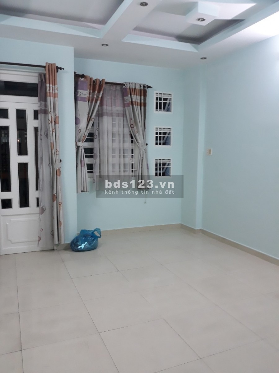 Nhà Trần Thủ Độ, 2 lầu, sân thượng, mới leng keng