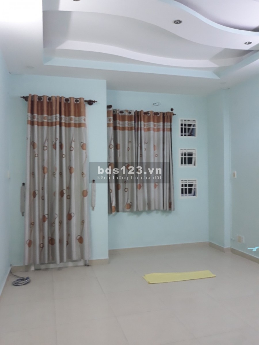 Nhà Trần Thủ Độ, 2 lầu, sân thượng, mới leng keng