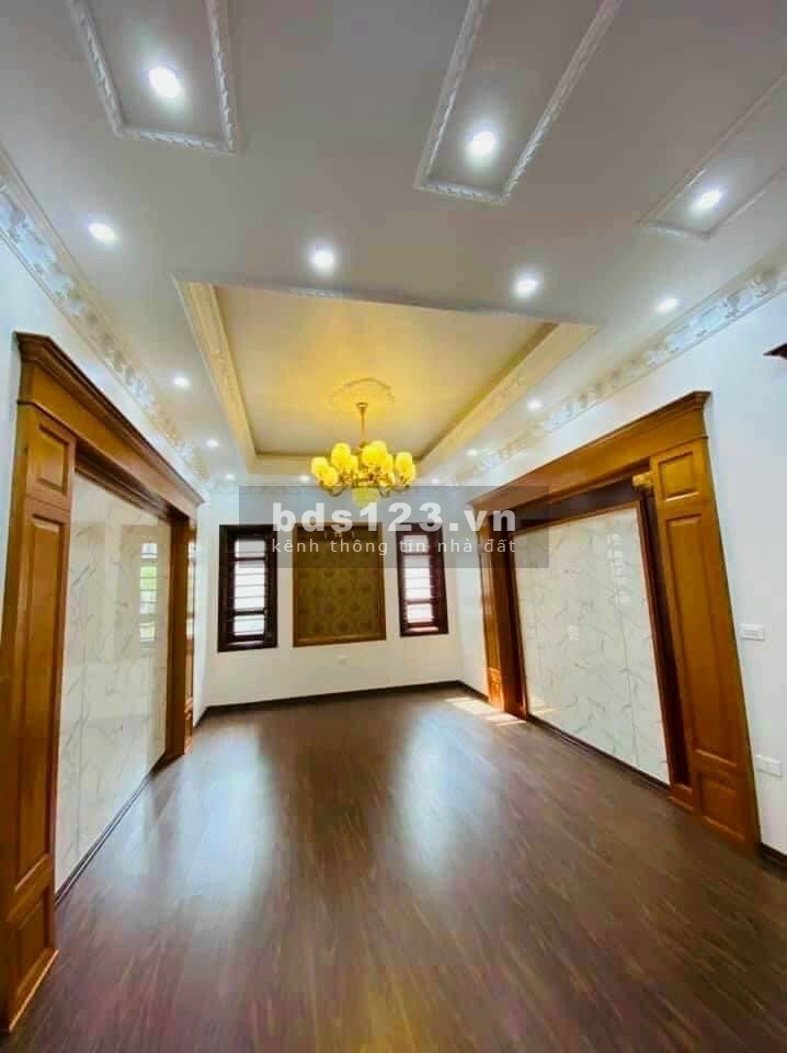 Bán nhà mặt phố Đào Duy Anh, Đông Nam Cường, 72m2, mt 4m, 4 tầng, giá tốt