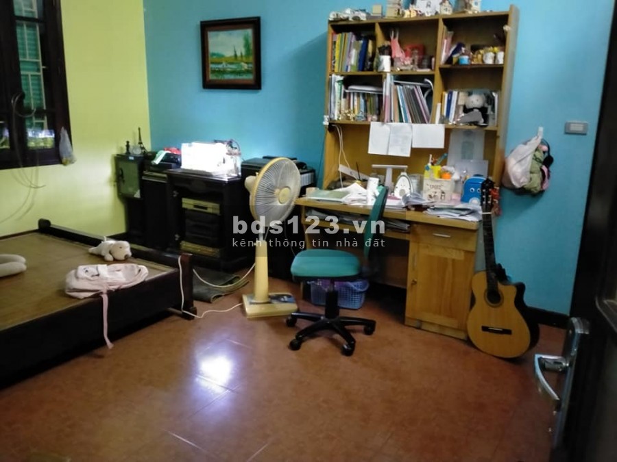 Cầu giấy ,ô tô vào nhà kinh doảnh đỉnh , gara ô tô 80Mx4T. 9.8 tỷ