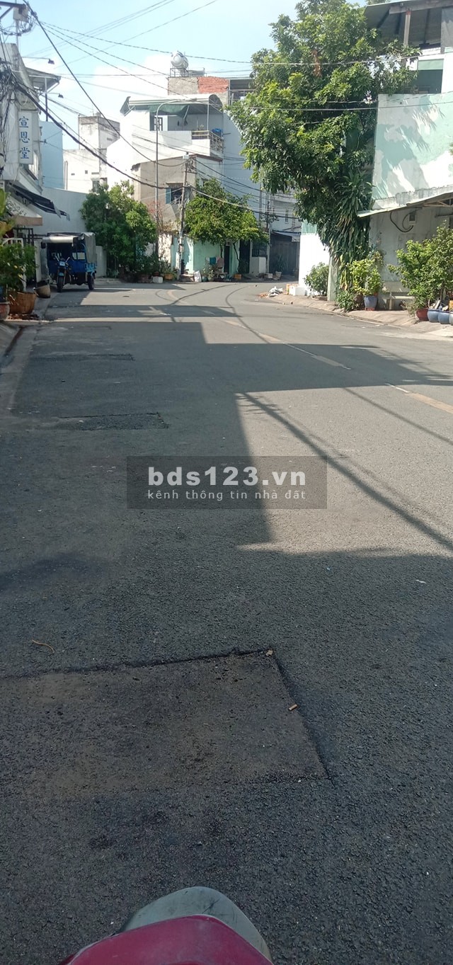 Mặt tiền 15m, Đường thông Nguyễn Sơn - Thoại ngọc Hầu, DTSD- 55m2, 3 tỷ 5