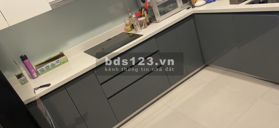 TÌm Nữ ở ghép Gold View quận 4