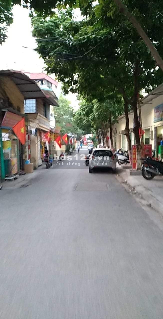 Cần bán gấp nhà ngõ 554 đường Nguyễn Văn Cừ 55m2 x 5T, 4.6m MT, giá 6.2 tỷ. Ô tô tránh, Kd.