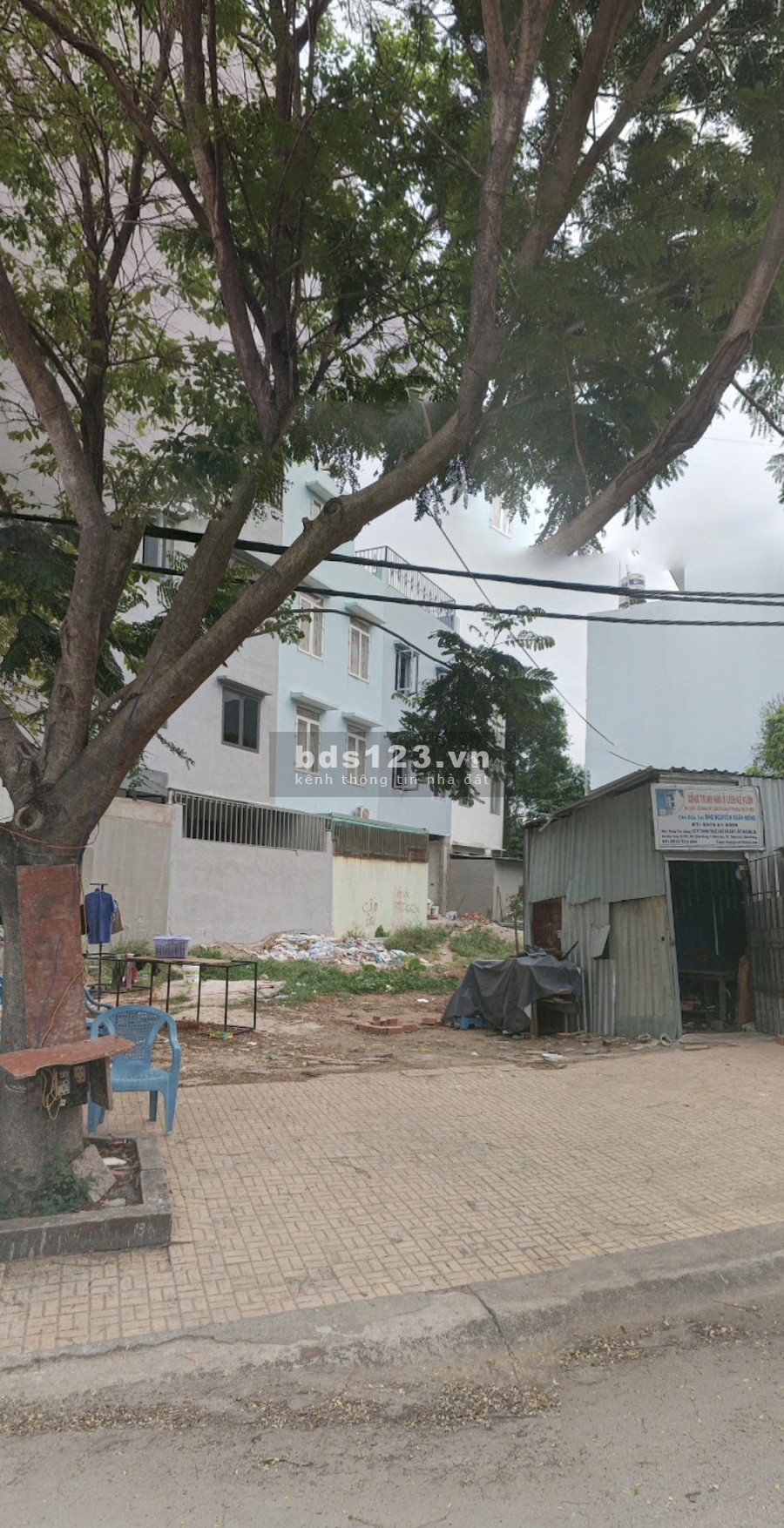 Cần bán lô đất hẻm 460 Nguyễn Sơn, giao Bình Long, hạ tầng 100% . Giá 2.2 tỷ/48m2.
