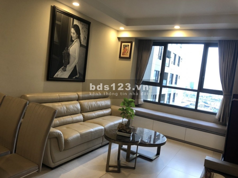 Cần cho thuê căn hộ Gold View Quận 4. 68m2 2PN 1WC giá 13 triệu